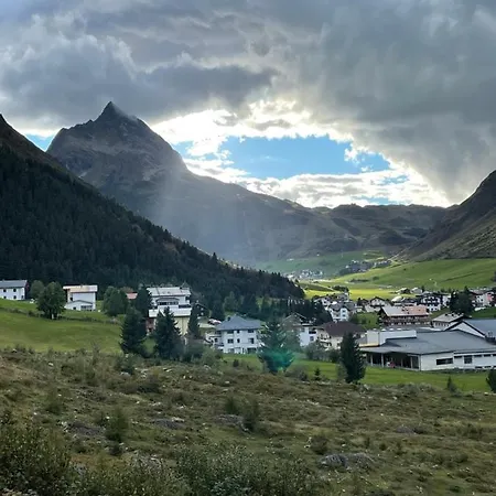 Apartment Haus Silvretta Galtuer
